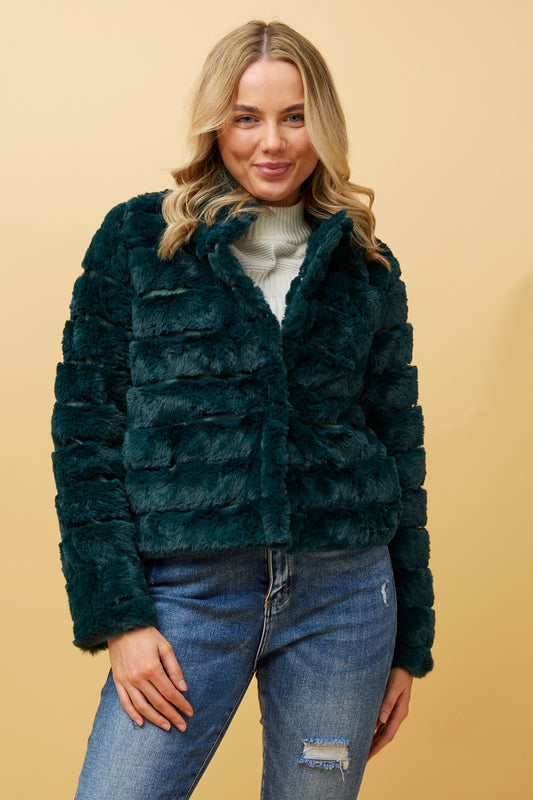 MOSCOW FAUX FUR CROP JACKET