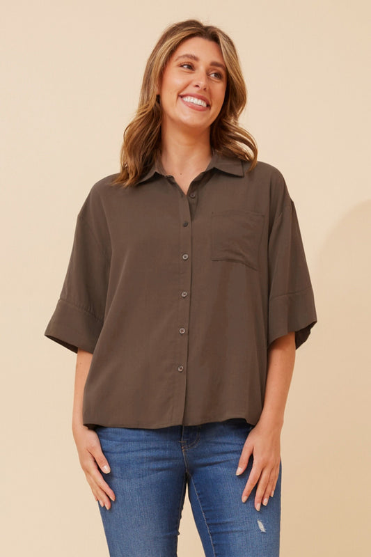 FERGUS SOLID CROP SHIRT