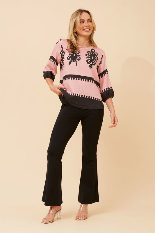 SHAE BORDER PRINT TOP