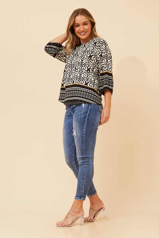 SHAE BORDER PRINT TOP